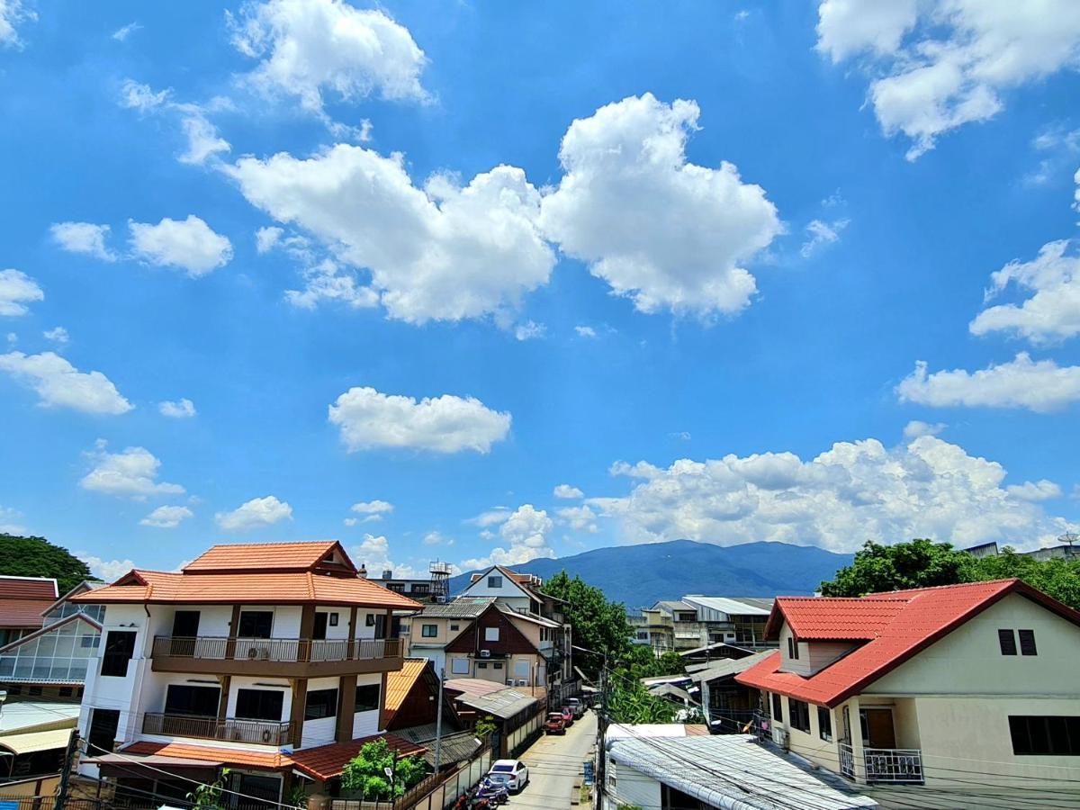 Bed And Terrace Guesthouse Chiang Mai Exterior photo